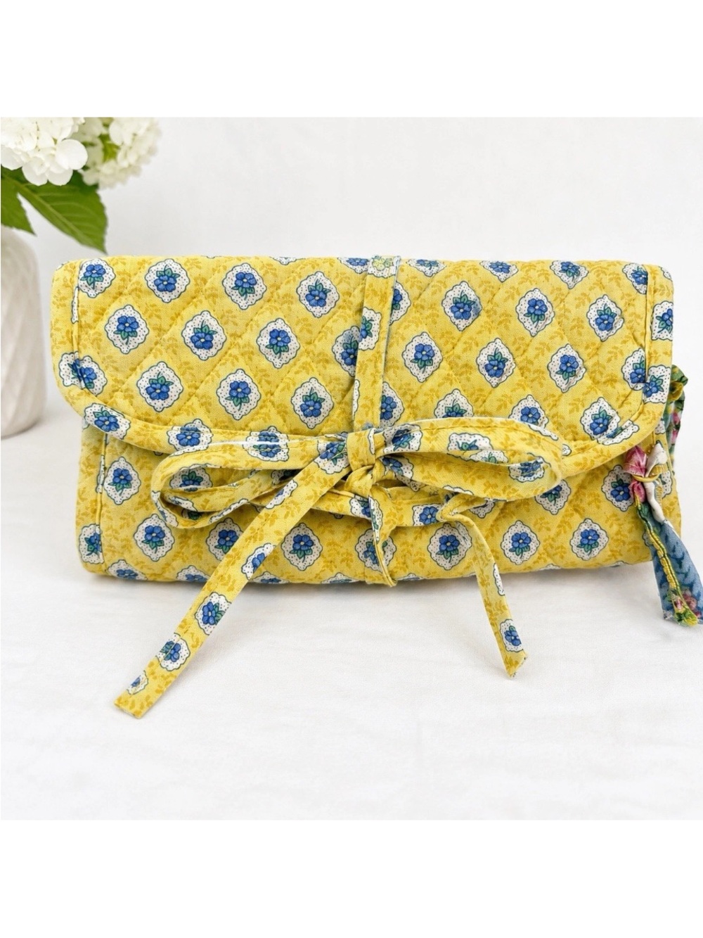 Vera Bradley Folding Envelope Style Jewelry Pouch Elizabeth 1997 Pattern EUC